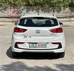 هيونداي أكسنت هاتشباك